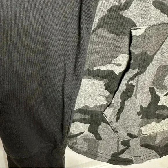 George Hoodie Thin Kangaroo Pocket Black & Grey  Camo Size Small - Picture 2 of 16